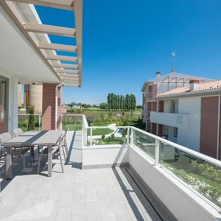 Appartement Tee 10 *
