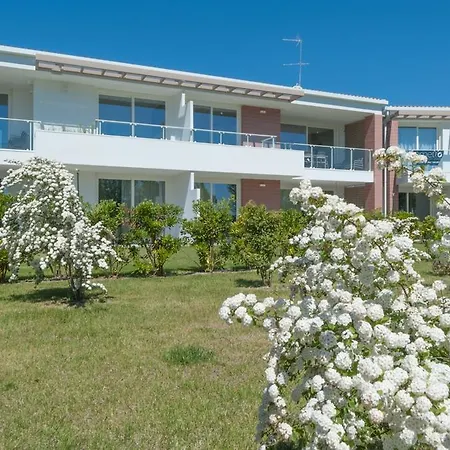 Appartement Tee 10 *